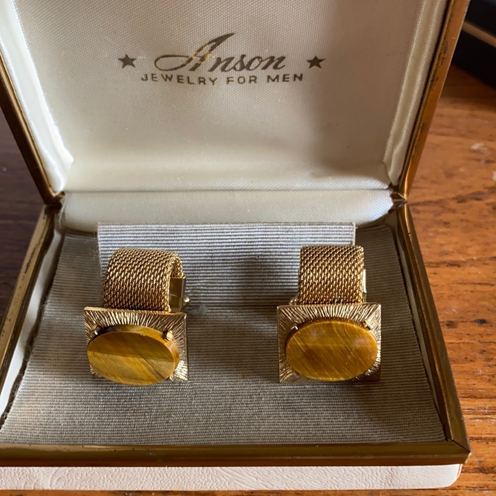 VTG Anson gold tone oval tiger’s eye cuff links